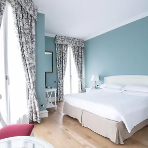 Franceschi Hotel